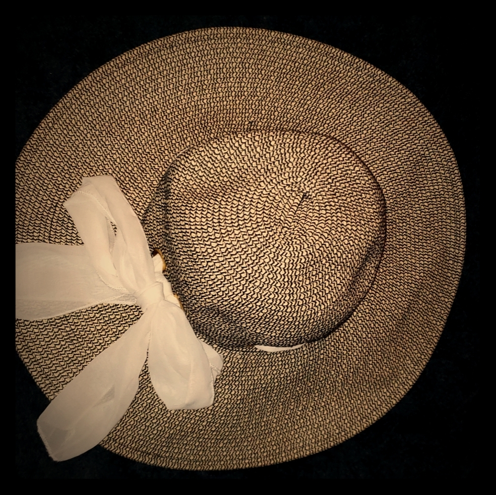 Beach hat